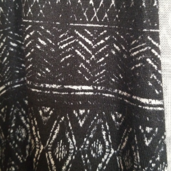 Lularoe Sarah small - Picture 3 of 4